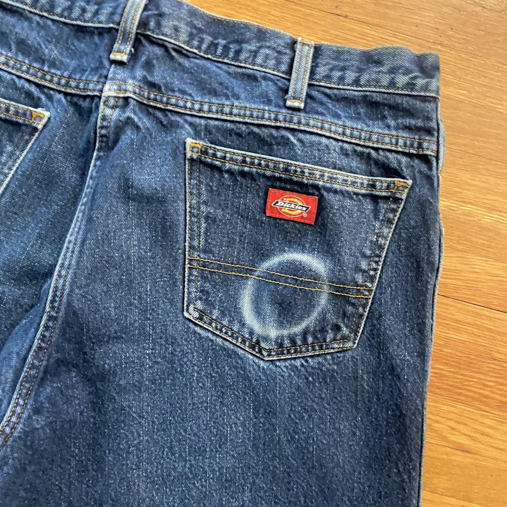 Dickies Jeans Mens 38x34 Blue Denim Straight Leg Workwear 5 Pocket Zip Fly Faded - Picture 12 of 15